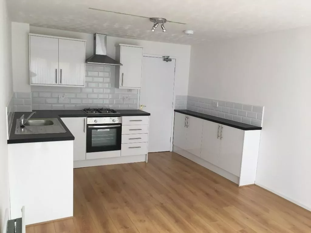 54846_00AJP4HEATON_IMG_00_0000